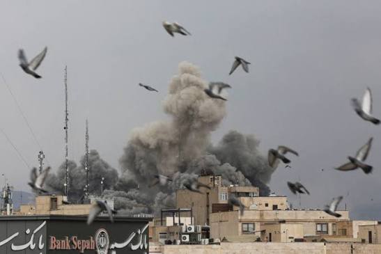 Trump May Declare Iran Truce at Any Moment; Sources: Tehran Won't Halt Attacks on Gulf and Kurds
